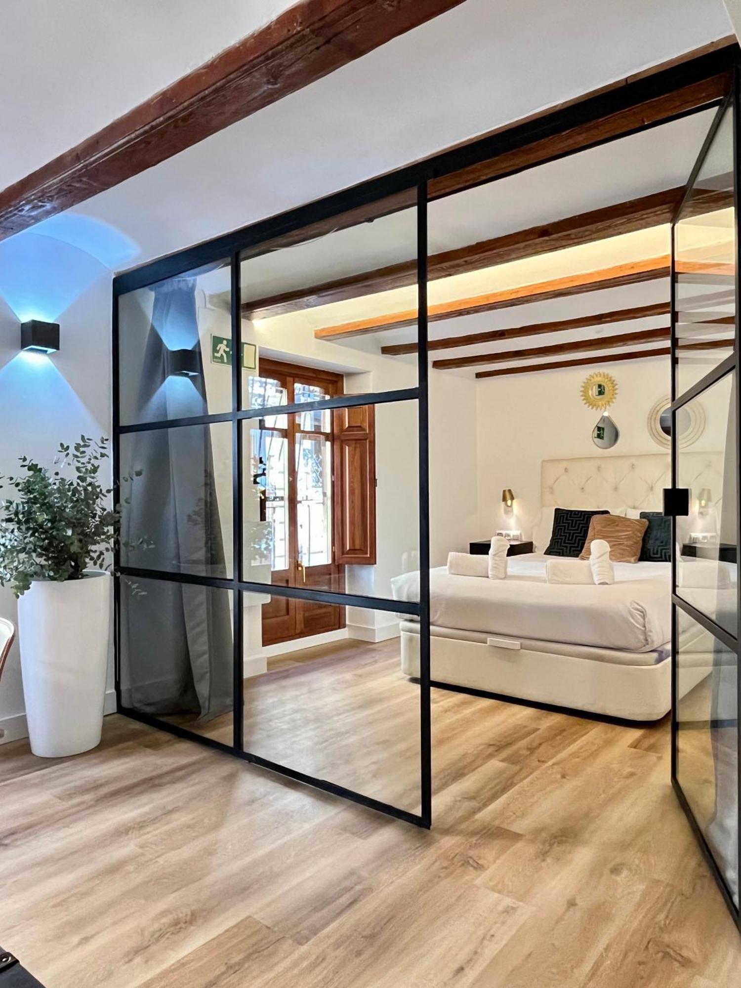 Werentvlc - Encantador Loft Casco Antiguo 발렌시아 외부 사진